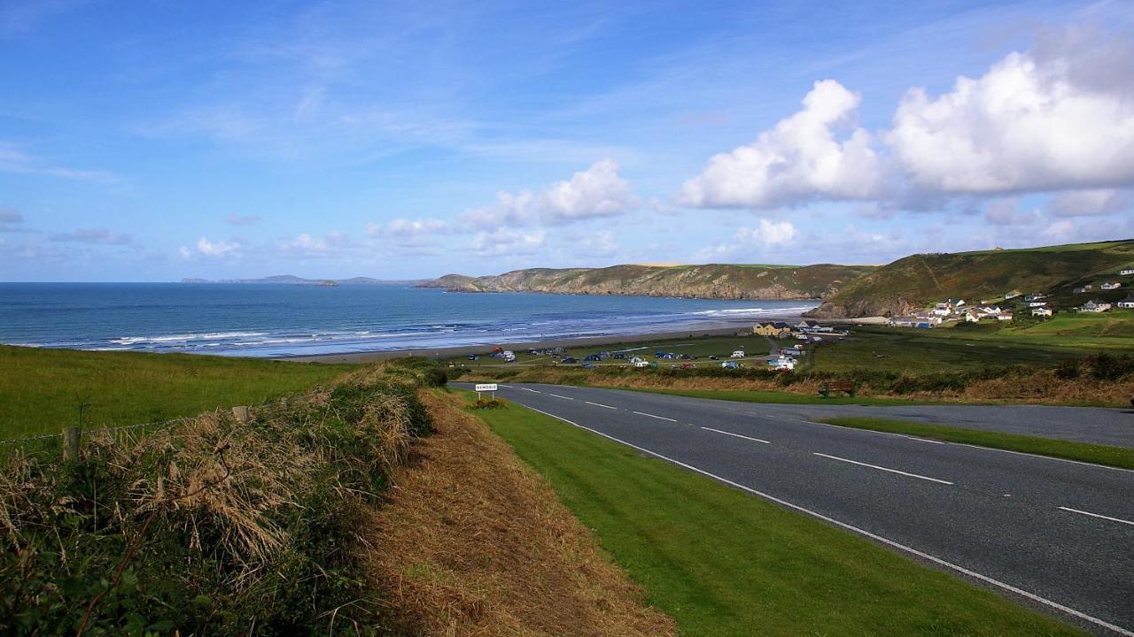 Newgale Lodge Exterior photo